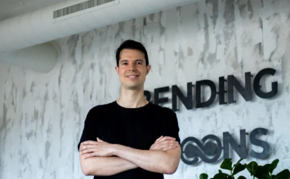 Logo di Bending Spoons al Nasdaq