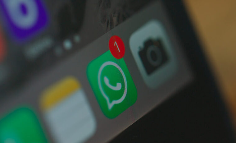 WhatsApp introduce nuove funzionalità per CarPlay e Android Auto