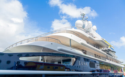 Mega-yacht dell'ambasciatore USA in Italia