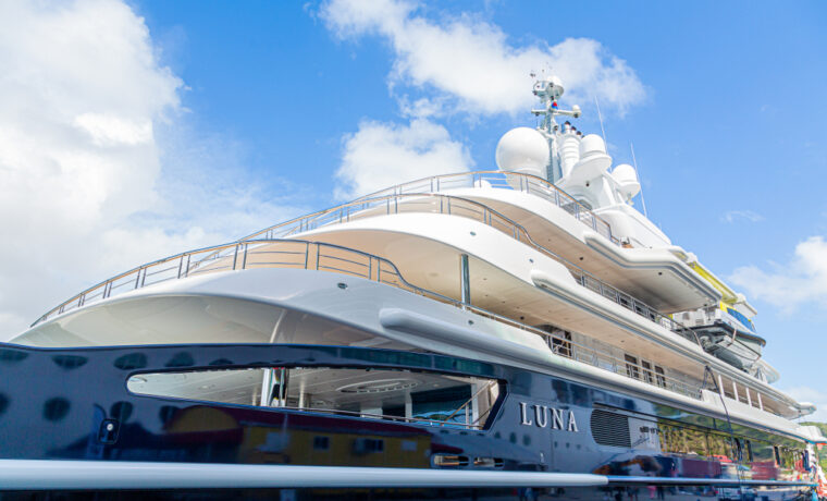 Mega-yacht dell'ambasciatore USA in Italia