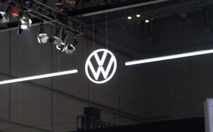 Logo Volkswagen e JSW