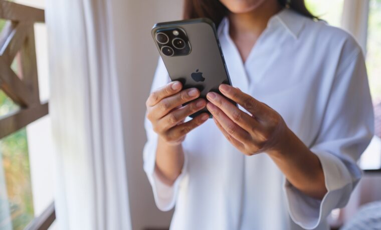 Immagine di un pagamento digitale con carta