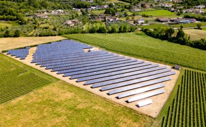 Progetti di energia rinnovabile bloccati in Italia