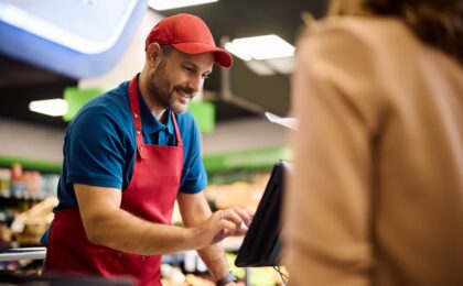 Cassa self-checkout con tecnologia Vision AI