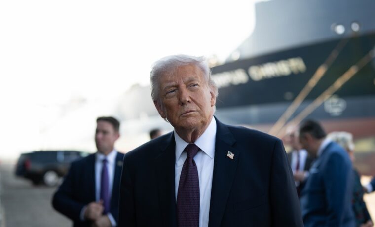 Donald Trump e Giorgia Meloni in un meme controverso