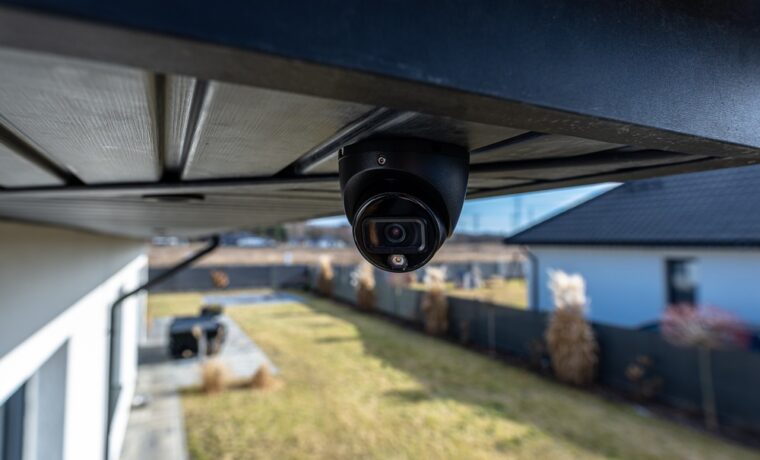 Casa protetta da soluzioni smart durante le vacanze
