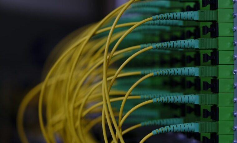 Accordo tra Prysmian e Molex per cavi ottici nei data center