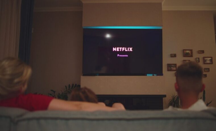Piattaforme video e televisione tradizionale